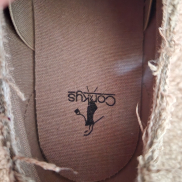 Corkys beige shoes size 10 - Picture 4 of 5